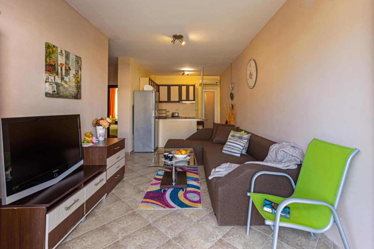 Aparthouse Paradise Bay Lägenhet Sozopol Exteriör bild