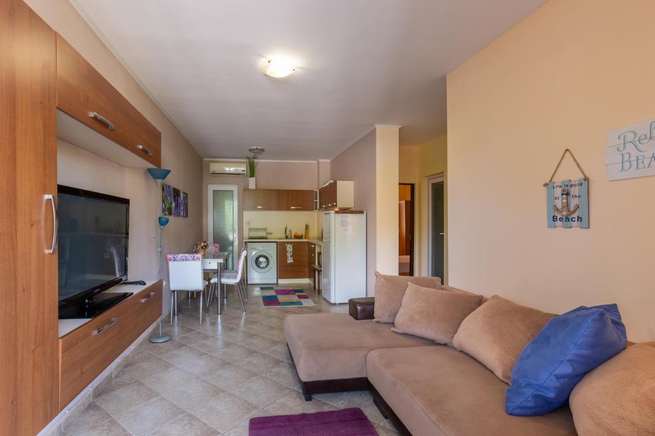 Aparthouse Paradise Bay Lägenhet Sozopol Exteriör bild