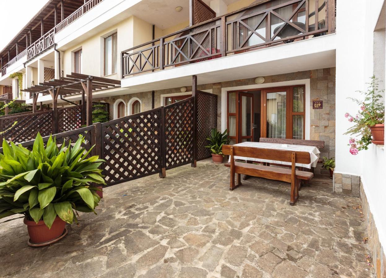 Aparthouse Paradise Bay Lägenhet Sozopol Exteriör bild