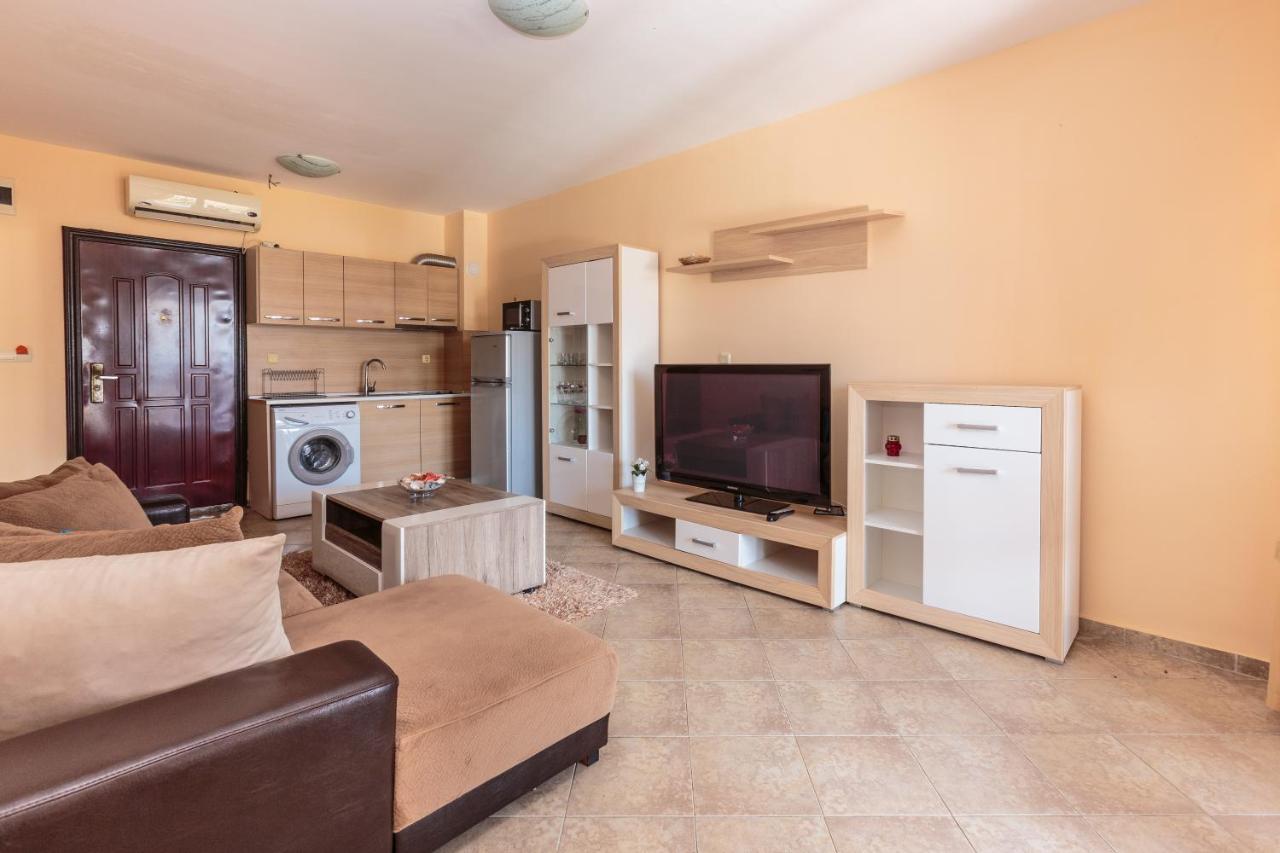 Aparthouse Paradise Bay Lägenhet Sozopol Exteriör bild