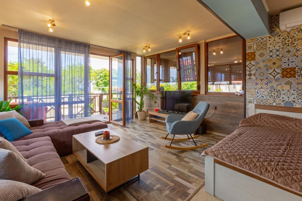 Aparthouse Paradise Bay Lägenhet Sozopol Exteriör bild