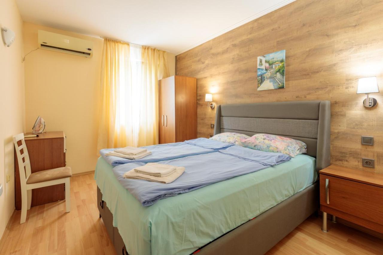 Aparthouse Paradise Bay Lägenhet Sozopol Exteriör bild