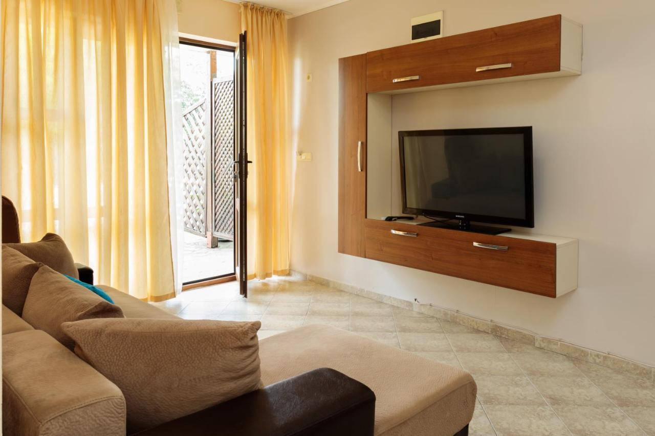 Aparthouse Paradise Bay Lägenhet Sozopol Exteriör bild